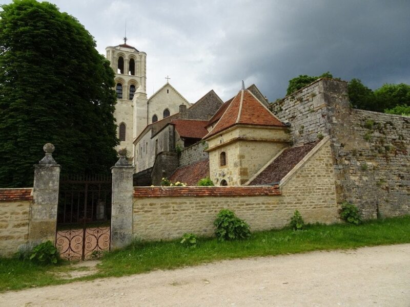 vi2018_j08_23
