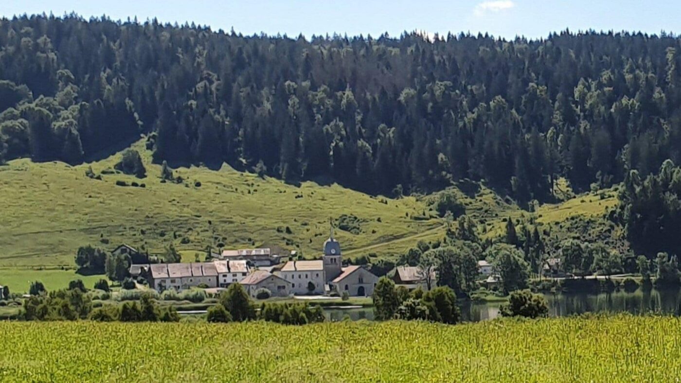 lac et l'abbaye